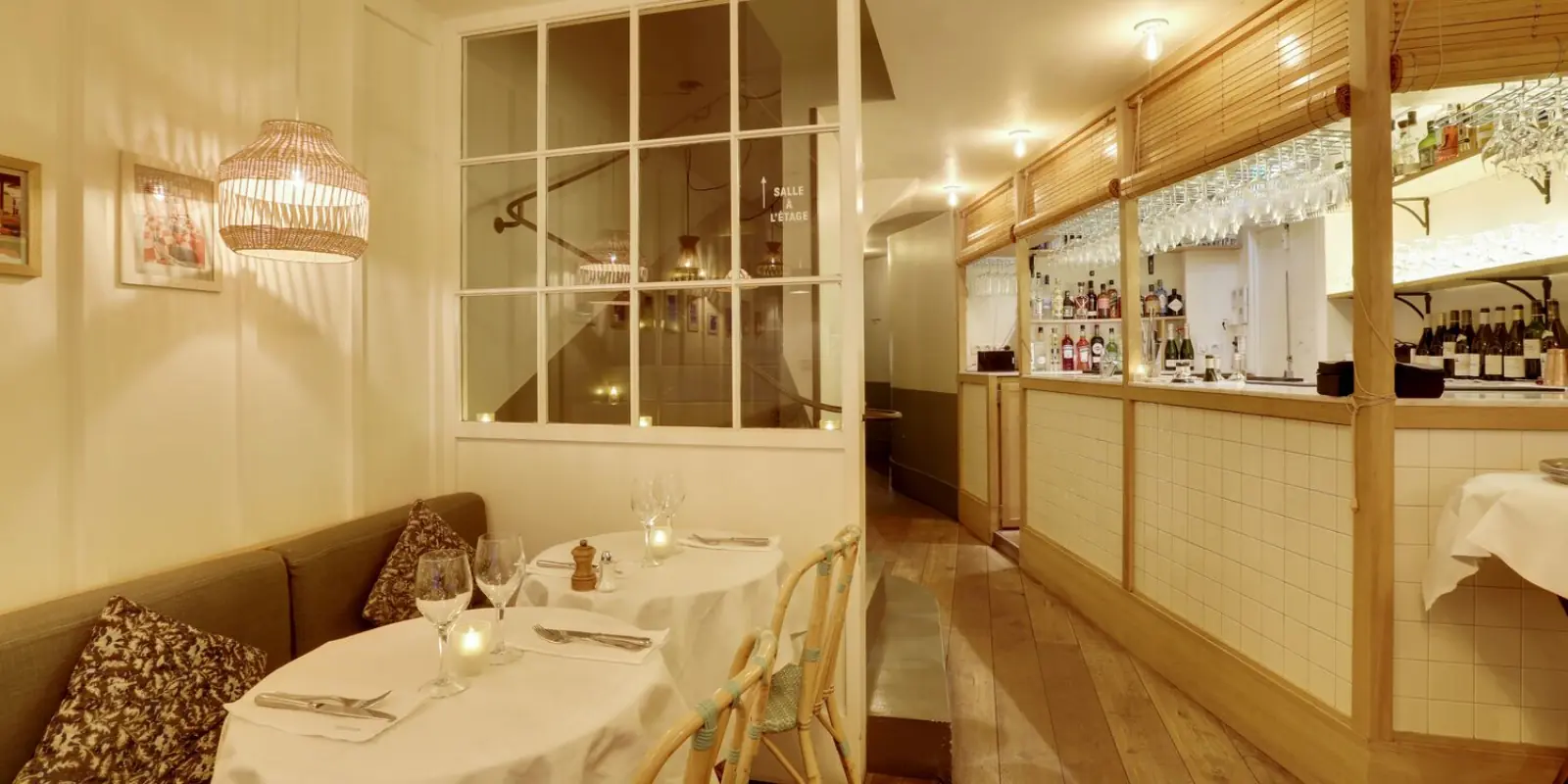 Bar et escalier Amourette